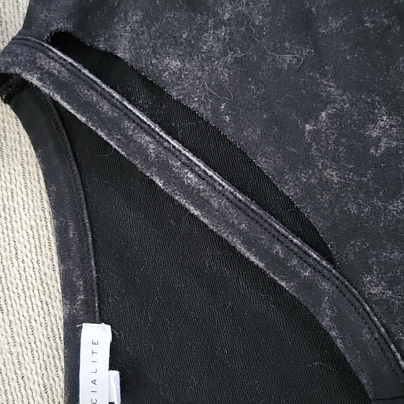 Socialite sweatshirt black Distressed size small - Picture 3 of 4